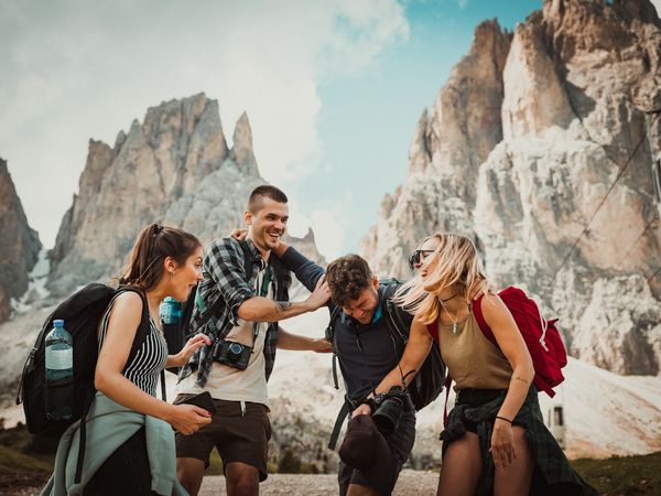 ineship social travel and companion networking
